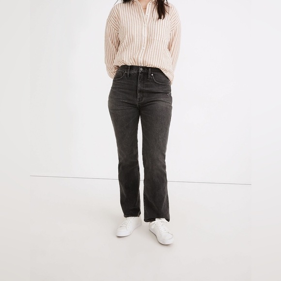 Madewell 90s High-Rise Bootcut Jeans in Lindale Wash Black - Picture 2 of 13